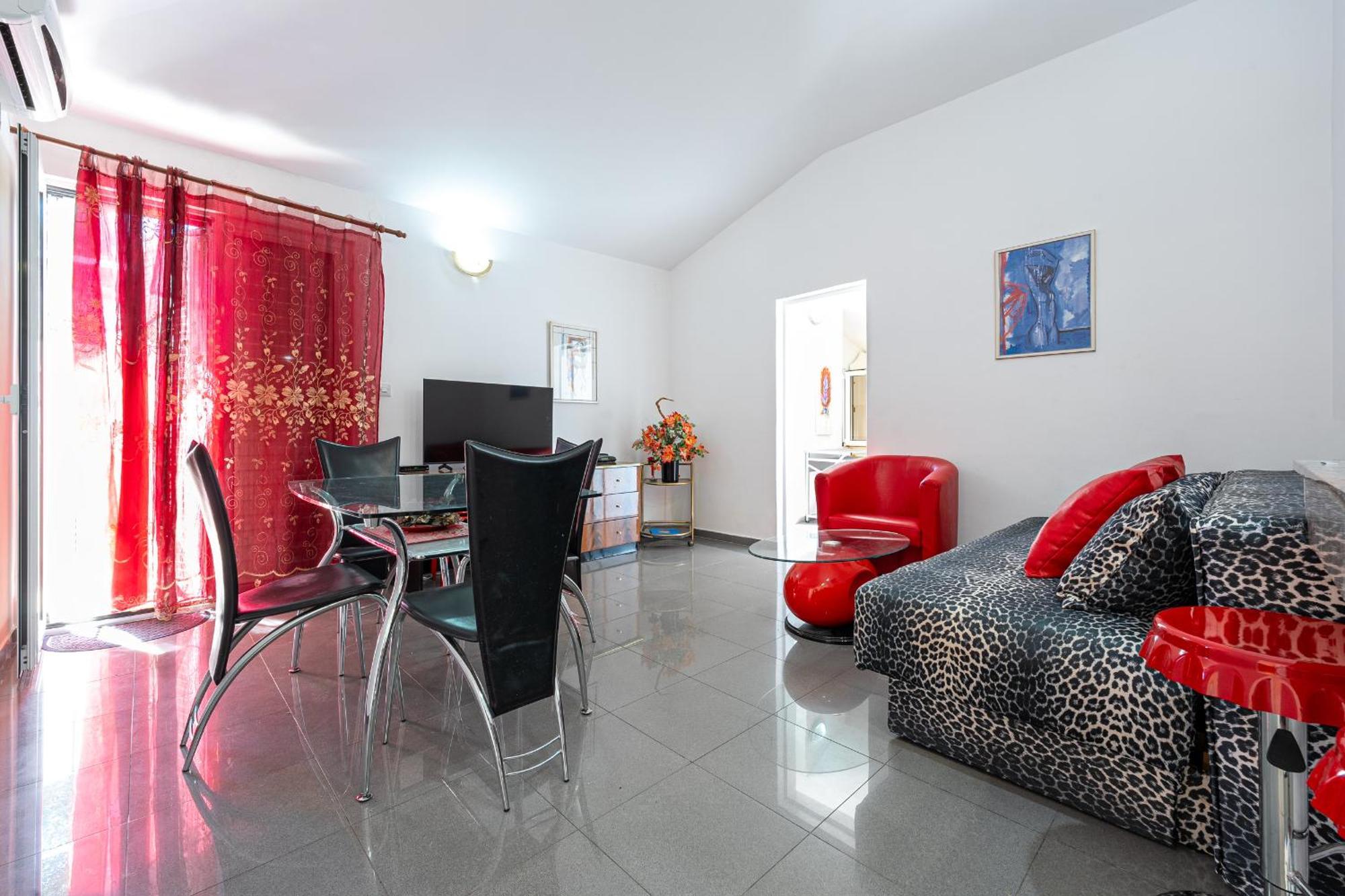 Sun Rose Apartments Sveti Stefan Ruang foto