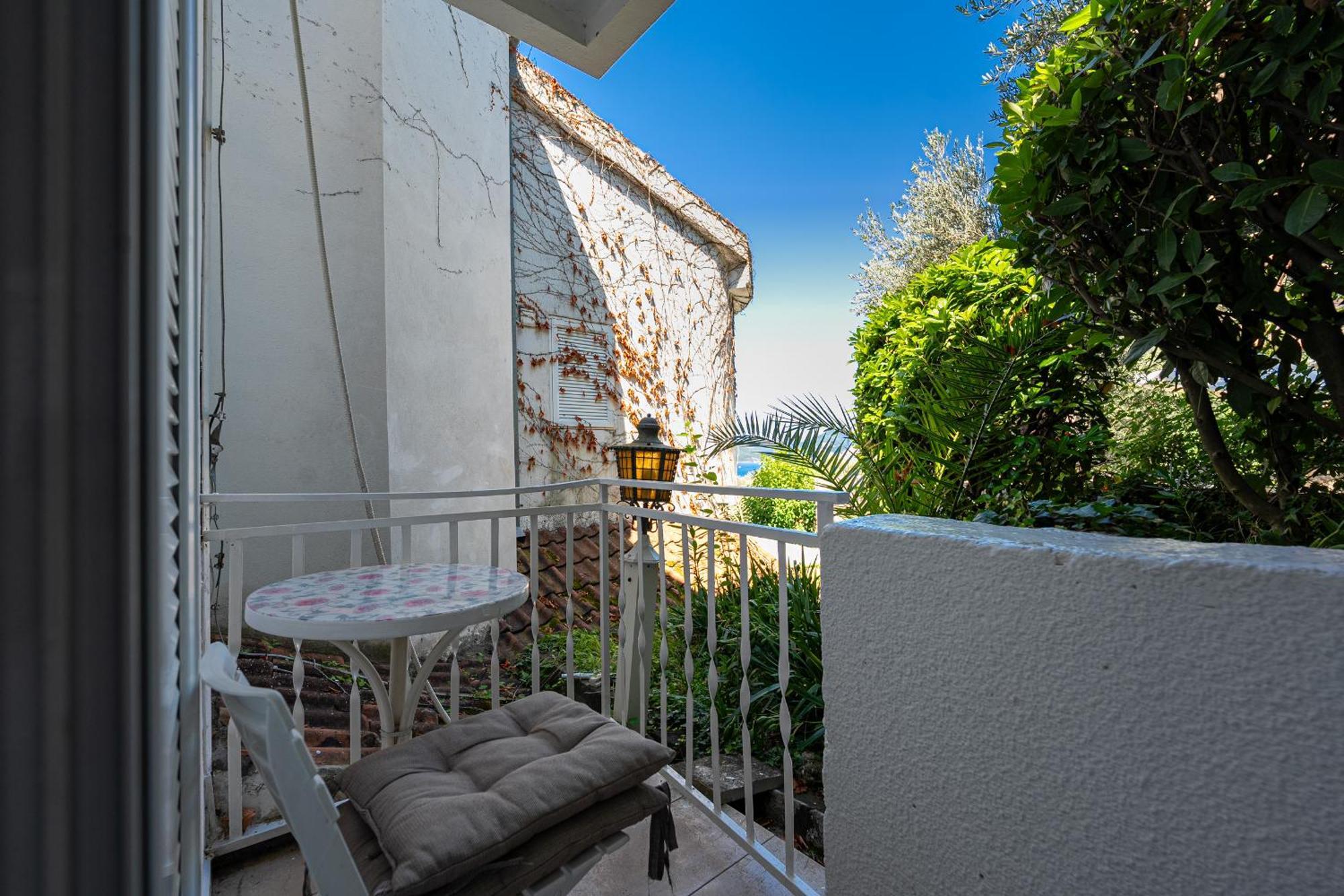 Sun Rose Apartments Sveti Stefan Ruang foto